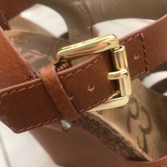 Sandals - Picture 4 of 4